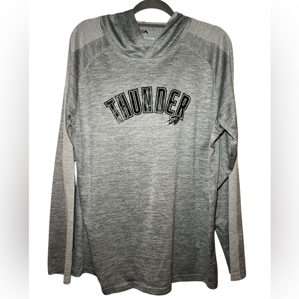 Oklahoma City Thunder Hooded Long Sleeve Shirt size large